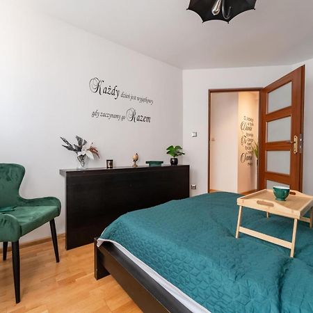 Apartament Ratuszlove - 2 Osobne Sypialnie, Z Widokiem Na Ratusz - By Spaceapart Jelenia Góra Екстериор снимка