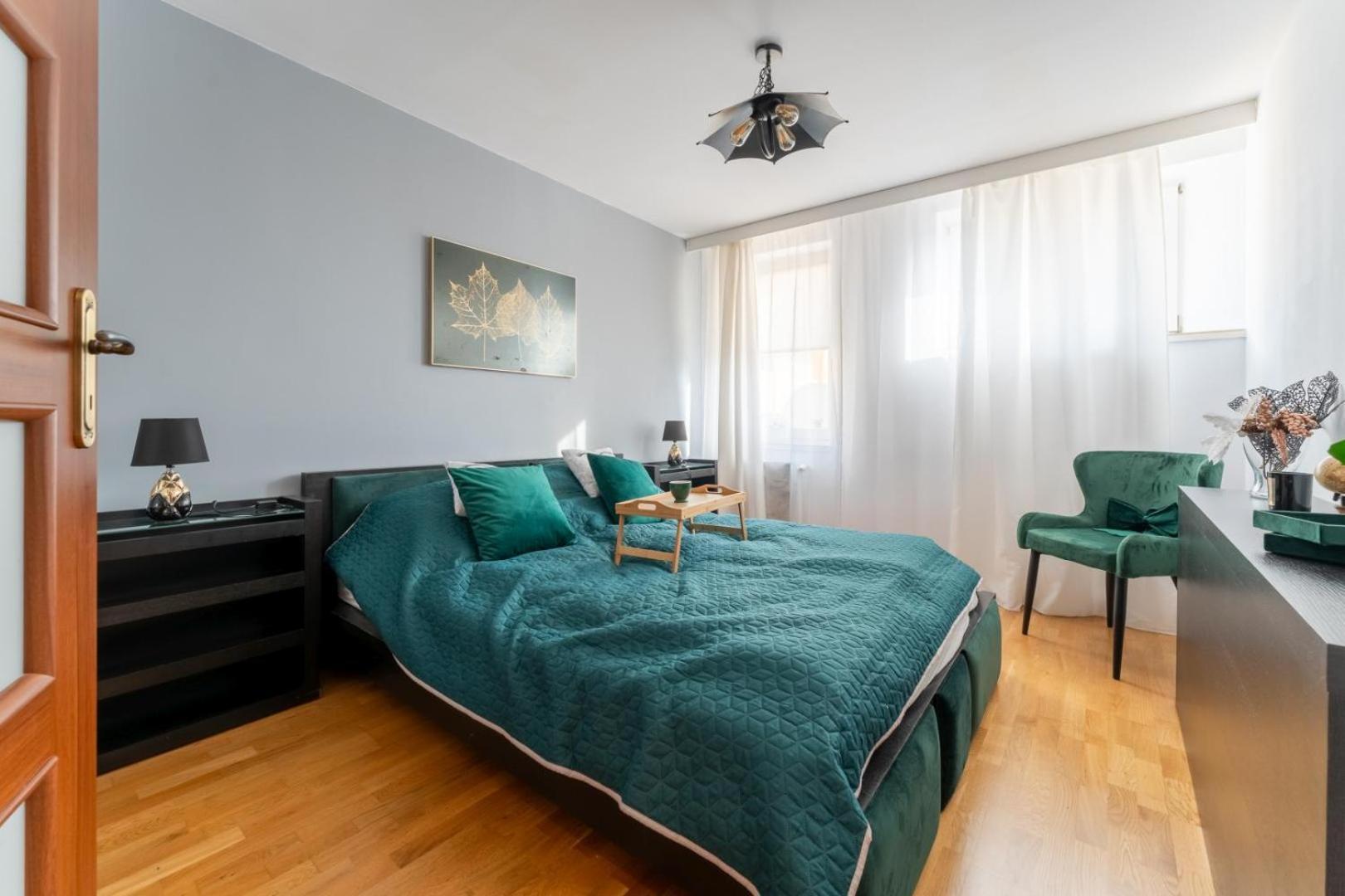 Apartament Ratuszlove - 2 Osobne Sypialnie, Z Widokiem Na Ratusz - By Spaceapart Jelenia Góra Екстериор снимка