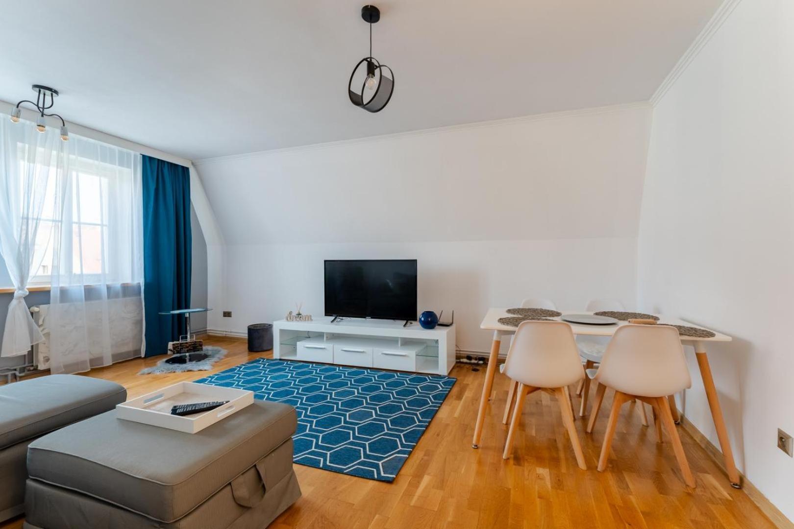 Apartament Ratuszlove - 2 Osobne Sypialnie, Z Widokiem Na Ratusz - By Spaceapart Jelenia Góra Екстериор снимка